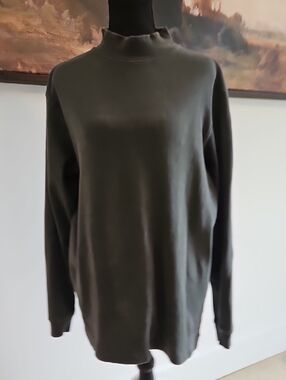 Guide Gear Men's Olive Green Mock Neck Sweater. Size M